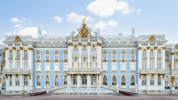 /images/explore-october-2025-art-culture-st-petersburg.jpg