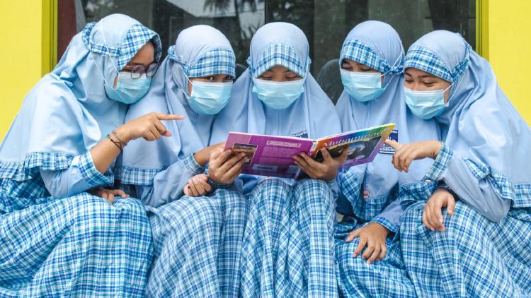 /images/hijab-ban-khanty-mansi.jpg