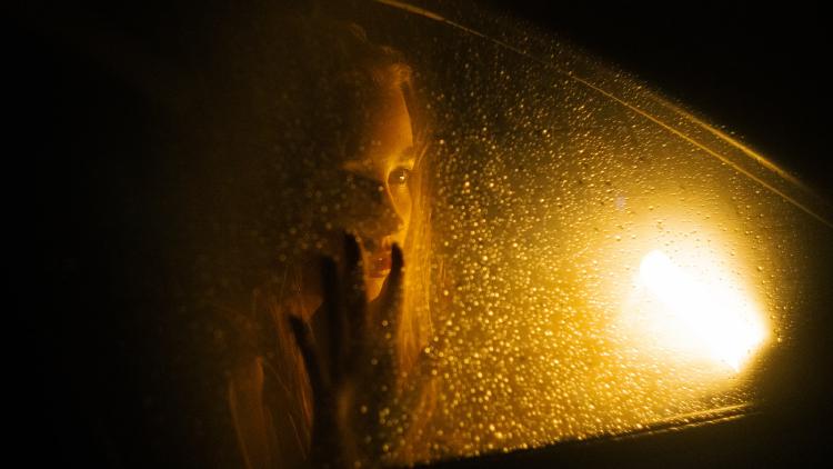 /images/jennifer-lawrence-robert-pattinson-thriller-trailer.jpg