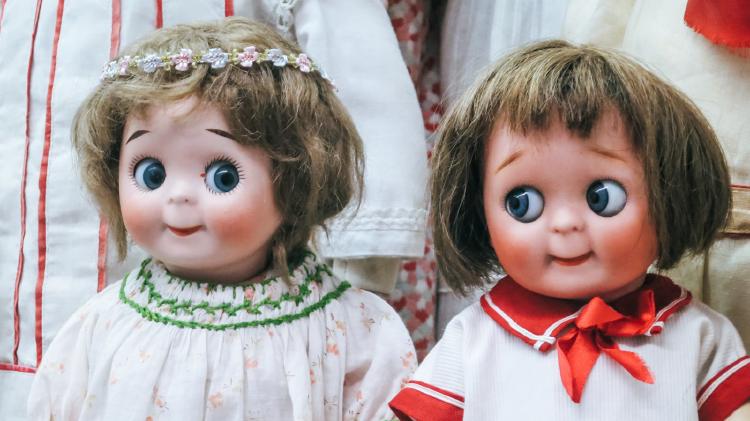 /images/mattel-evil-forever-dolls.jpg