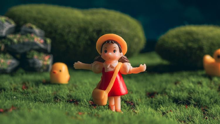 /images/netflix-swinthuses-trailer.jpg