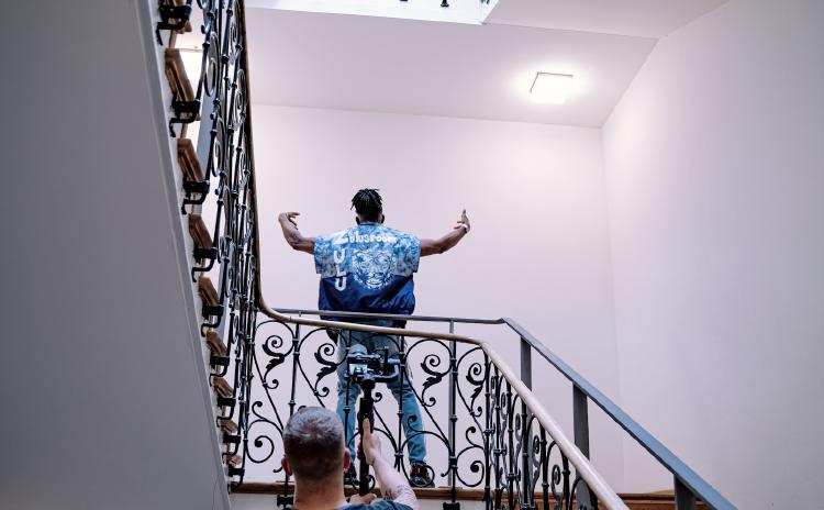 /images/timbaland-surprise-visit-russia.jpg